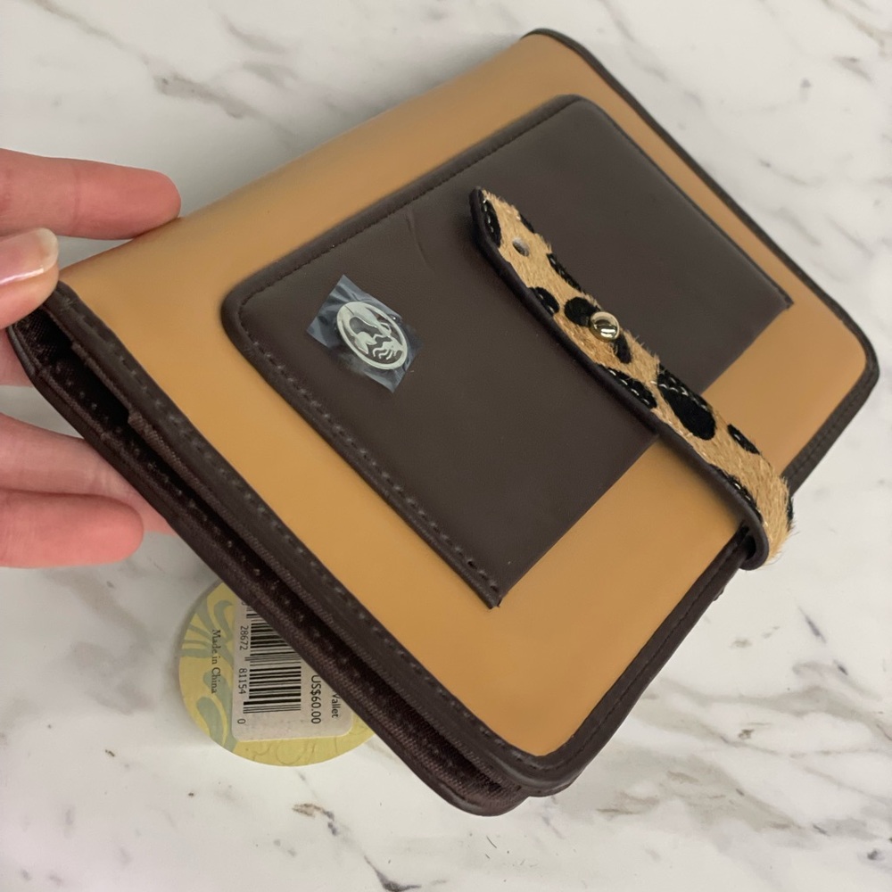 NWT Spartina 449 leather Tan and Brown wallet